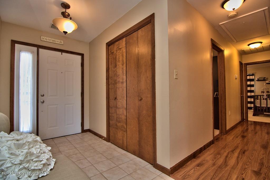 202 Willow Road Dalton, PA 18414 - Photo 11 of 54 Gallery Image 11