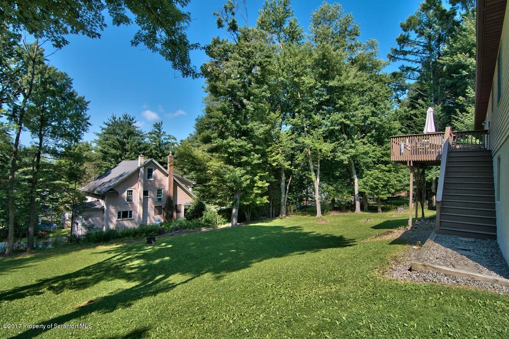 202 Willow Road Dalton, PA 18414 - Photo 10 of 54 Gallery Image 10