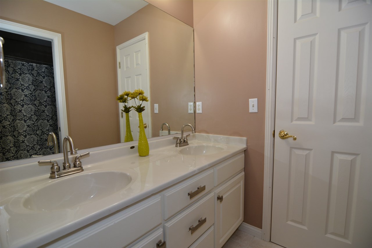 5811 Hunter Road Boonville, IN 47601 - Photo 26 of 36 Gallery Image 26