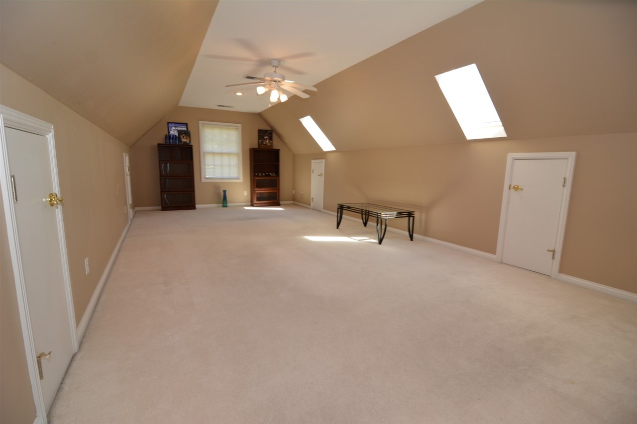 5811 Hunter Road Boonville, IN 47601 - Photo 28 of 36 Gallery Image 28