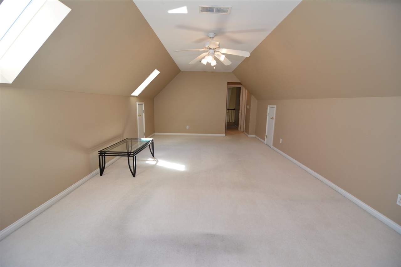 5811 Hunter Road Boonville, IN 47601 - Photo 29 of 36 Gallery Image 29