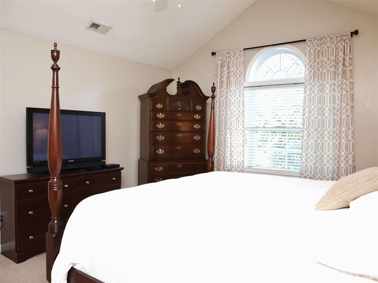 1057 Alderman Circle Raleigh, NC 27603 - Photo 13 of 22 Gallery Image 13