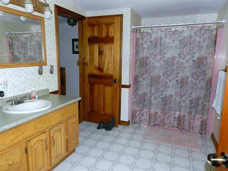 814 Todds Corner Road St. Albans, ME 04971 - Photo 28 of 35 Bathroom.