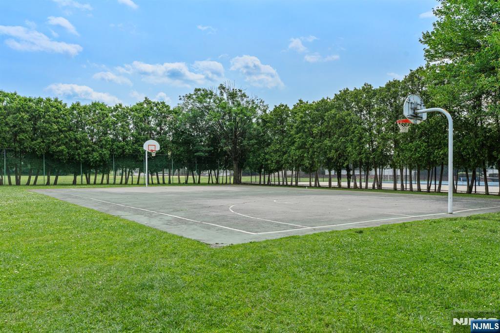8 Hampton Road Clifton, NJ 07012 - Photo 16 of 16 a view of a park