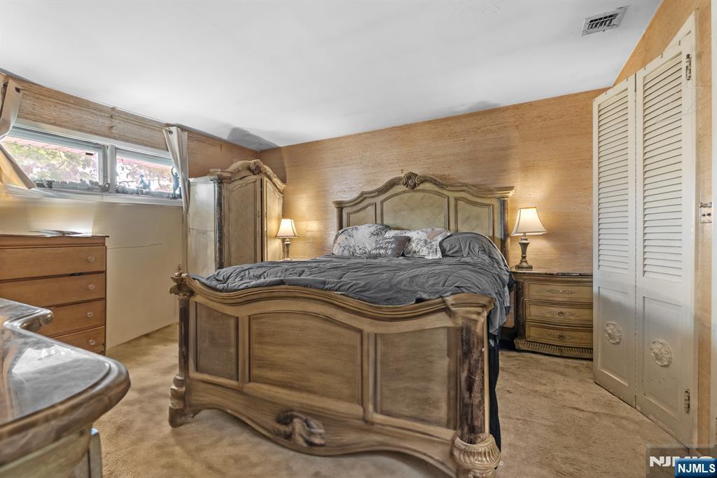 8 Hampton Road Clifton, NJ 07012 - Photo 9 of 16 a utility room with washer and dryer