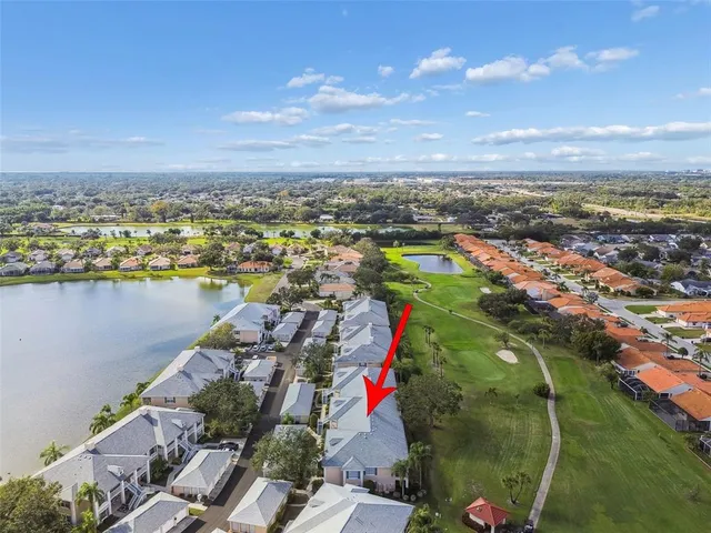 $1,900 | 4210 Caddie Drive East, Unit 202, Bradenton, FL 34203