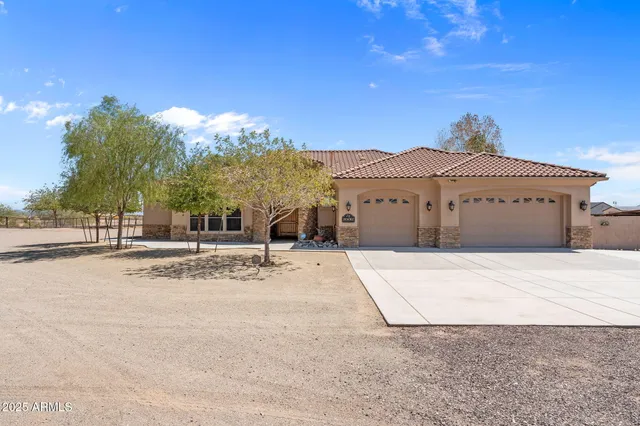 $980,000 | 20012 West Mazatzal Drive, Wittmann, AZ 85361