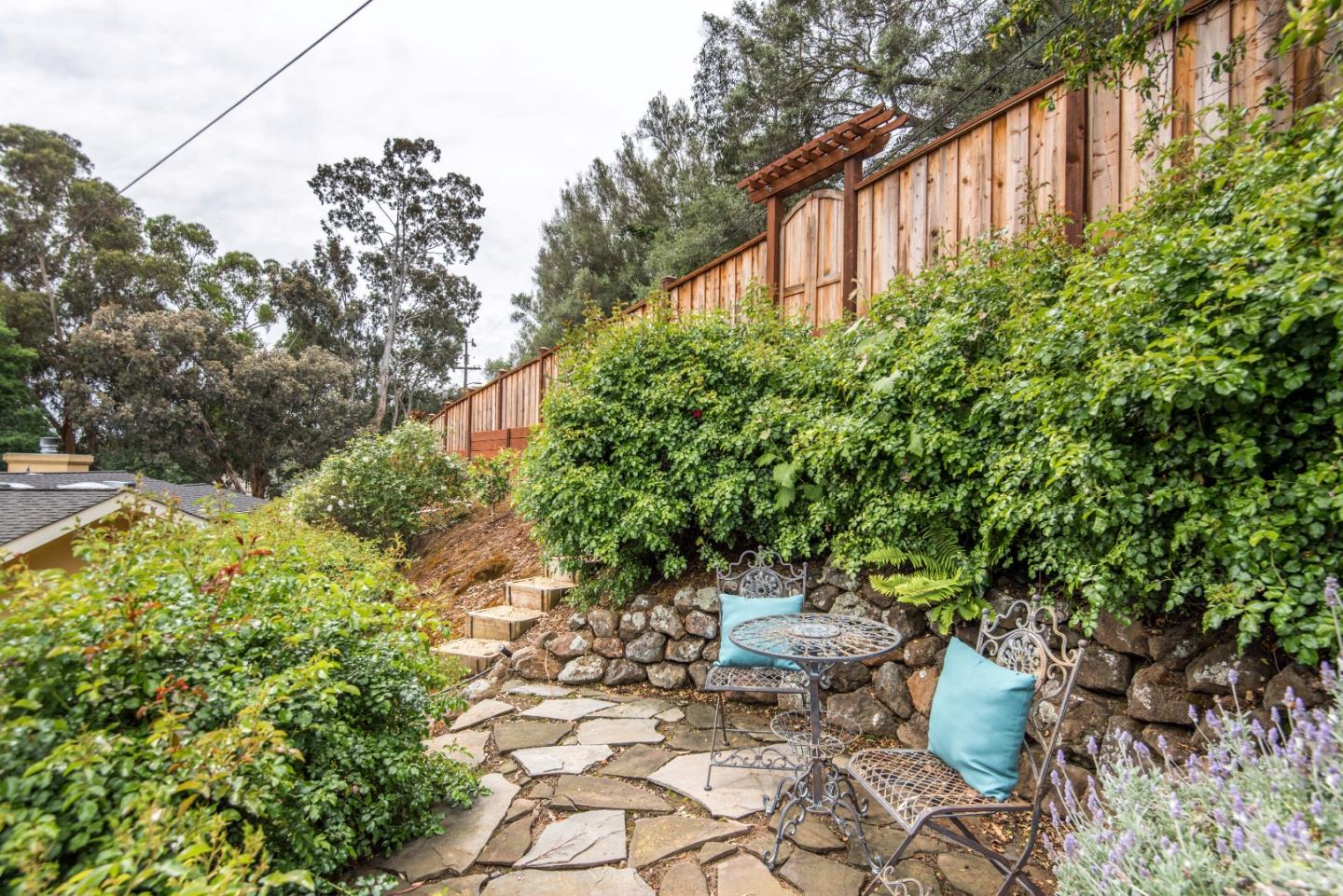 925 South Road Belmont, CA 94002 - Photo 22 of 22 Gallery Image 22