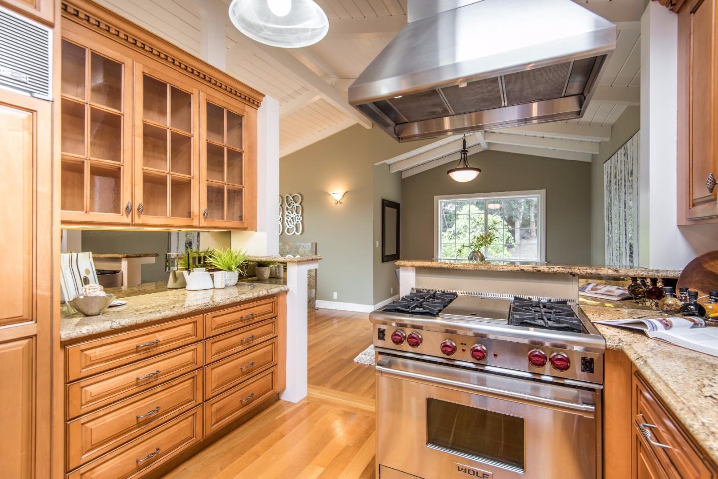 925 South Road Belmont, CA 94002 - Photo 9 of 22 Gallery Image 9