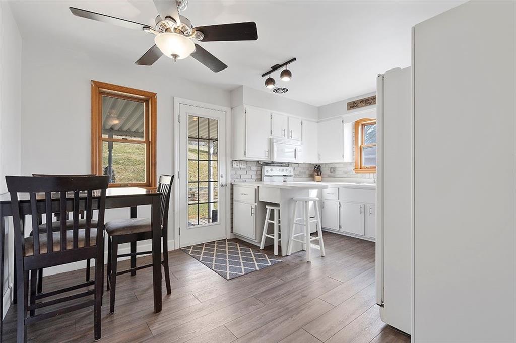 423 McClelland Road Canonsburg, PA 15317 - Photo 6 of 24 Gallery Image 6