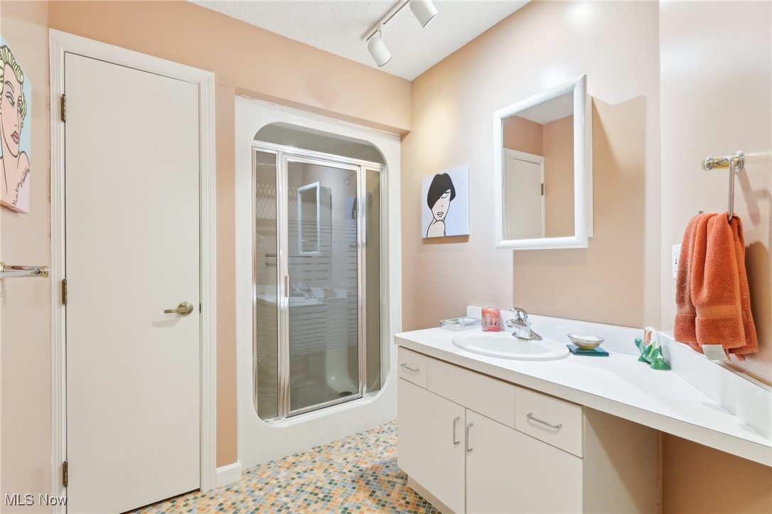 3637 Som Center Road Pepper Pike, OH 44022 - Photo 24 of 41 Gallery Image 24