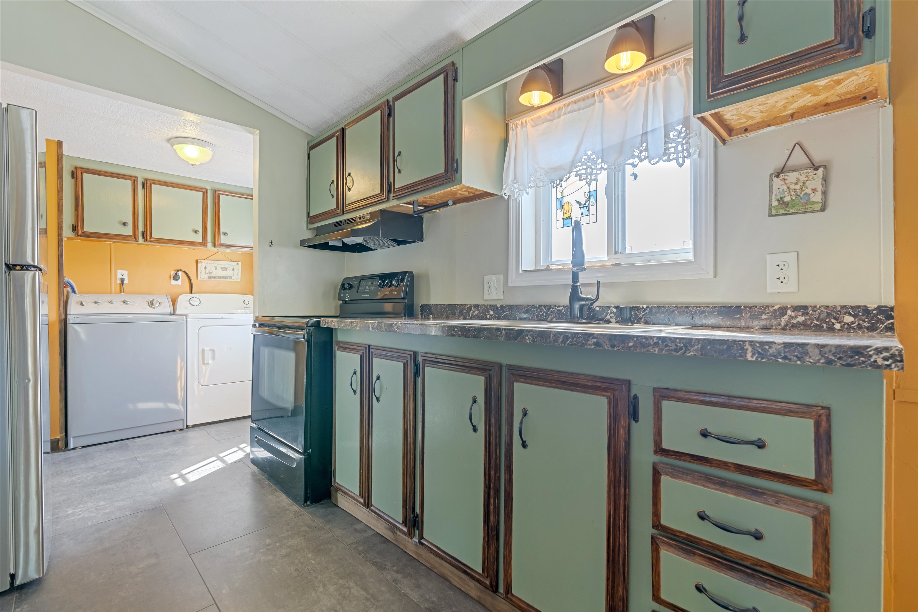 17 Wildflower Way Rochester, NH 03868 - Photo 15 of 24