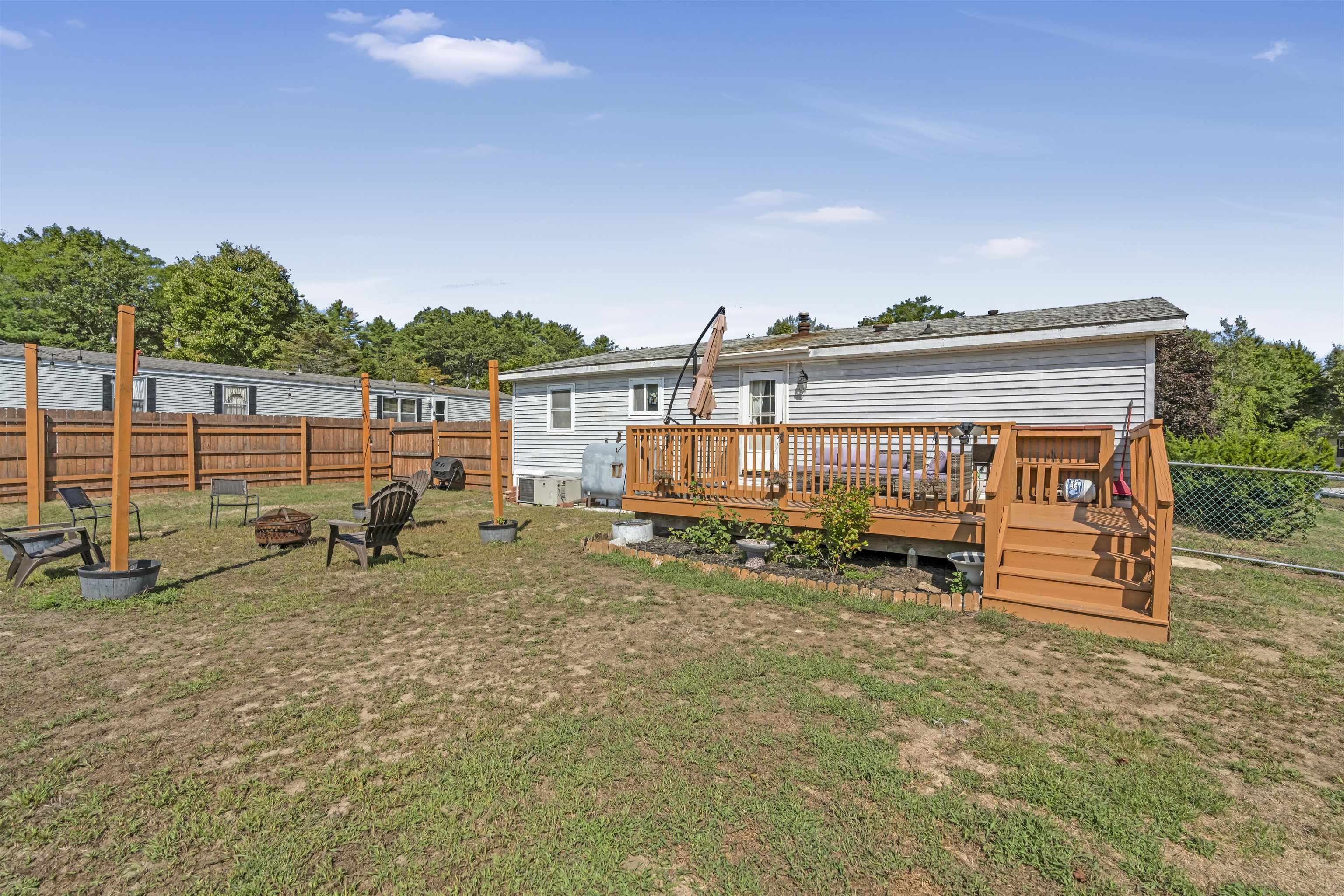17 Wildflower Way Rochester, NH 03868 - Photo 3 of 24