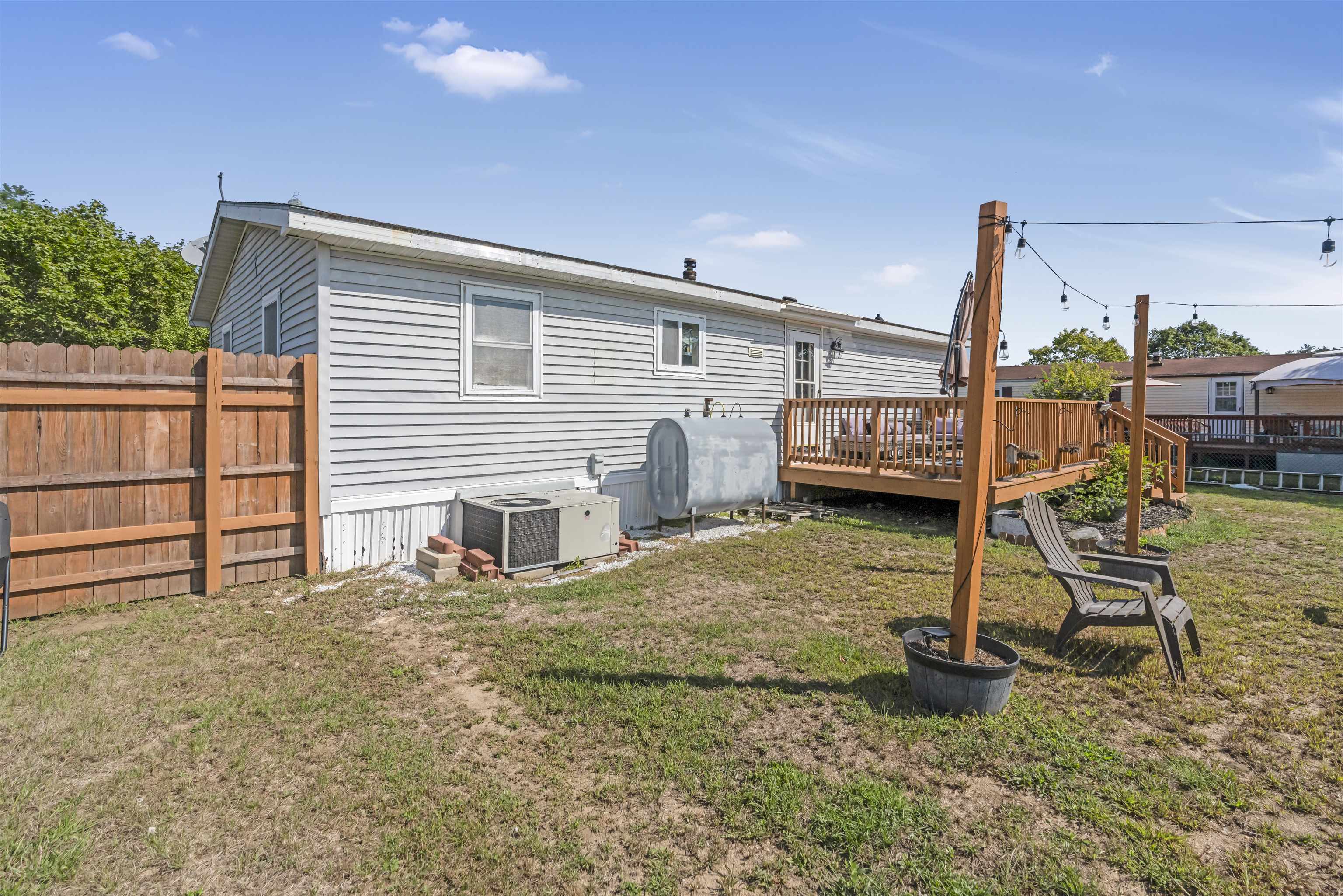 17 Wildflower Way Rochester, NH 03868 - Photo 6 of 24