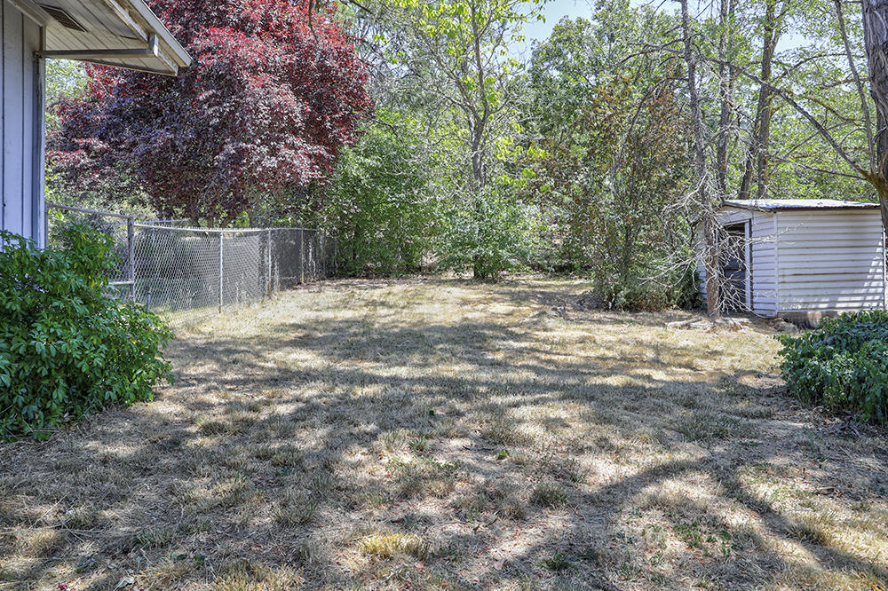 361 Trollview Road Grants Pass, OR 97527 - Photo 25 of 42 24