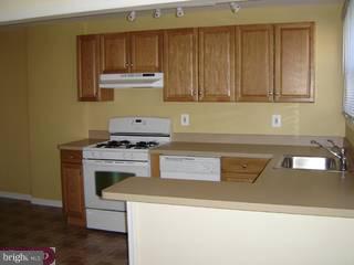 760 Bennington Road Folcroft, PA 19032 - Photo 3 of 5