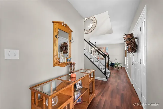 $386,500 | 1504 Laurel Oaks Drive, Streamwood, IL 60107