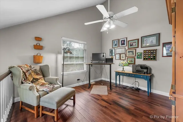 $386,500 | 1504 Laurel Oaks Drive, Streamwood, IL 60107