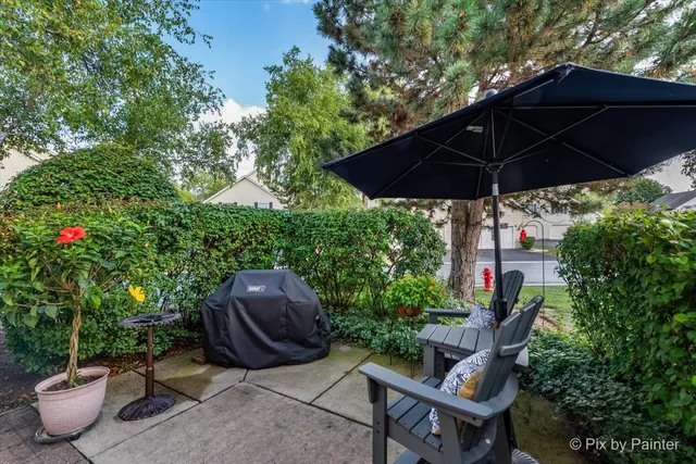 $386,500 | 1504 Laurel Oaks Drive, Streamwood, IL 60107