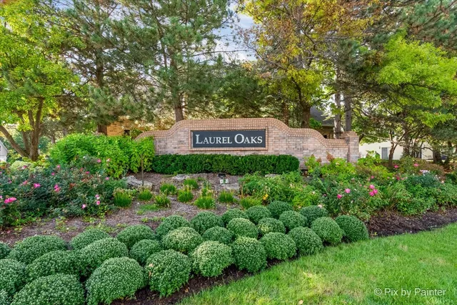 $386,500 | 1504 Laurel Oaks Drive, Streamwood, IL 60107