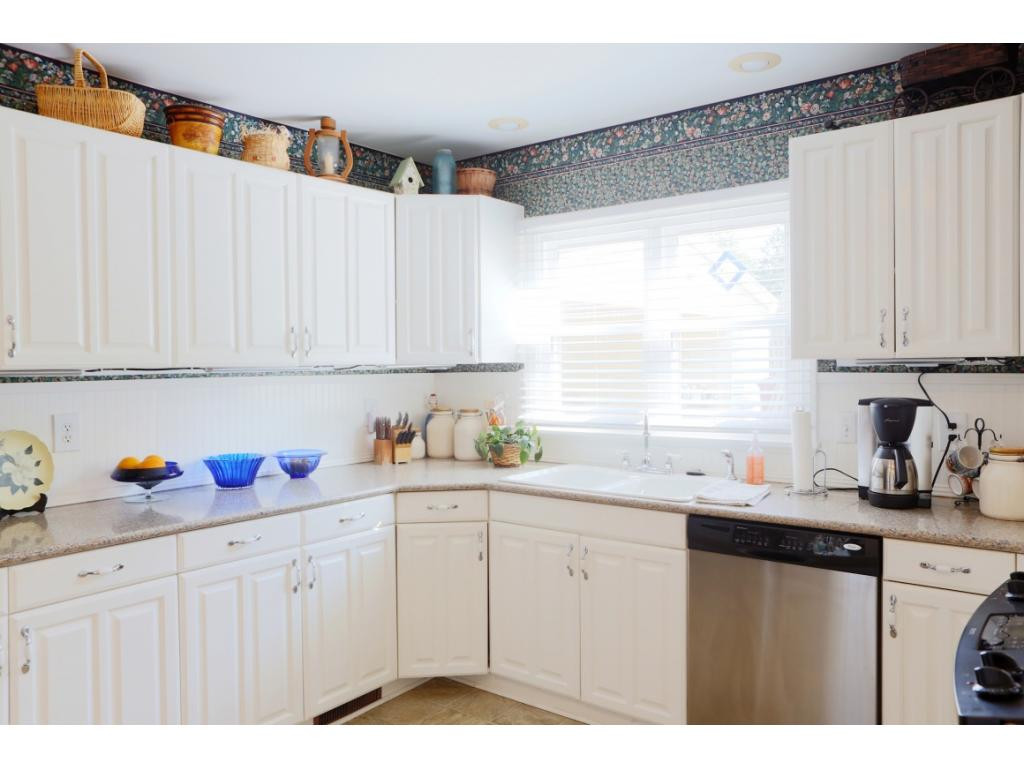1403 Ridgecrest Road Johnson City, TN 37604 - Photo 28 of 36 Photo 28