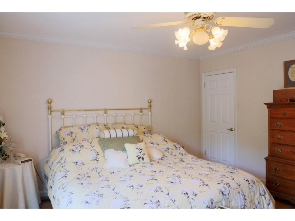 1403 Ridgecrest Road Johnson City, TN 37604 - Photo 34 of 36 Photo 34