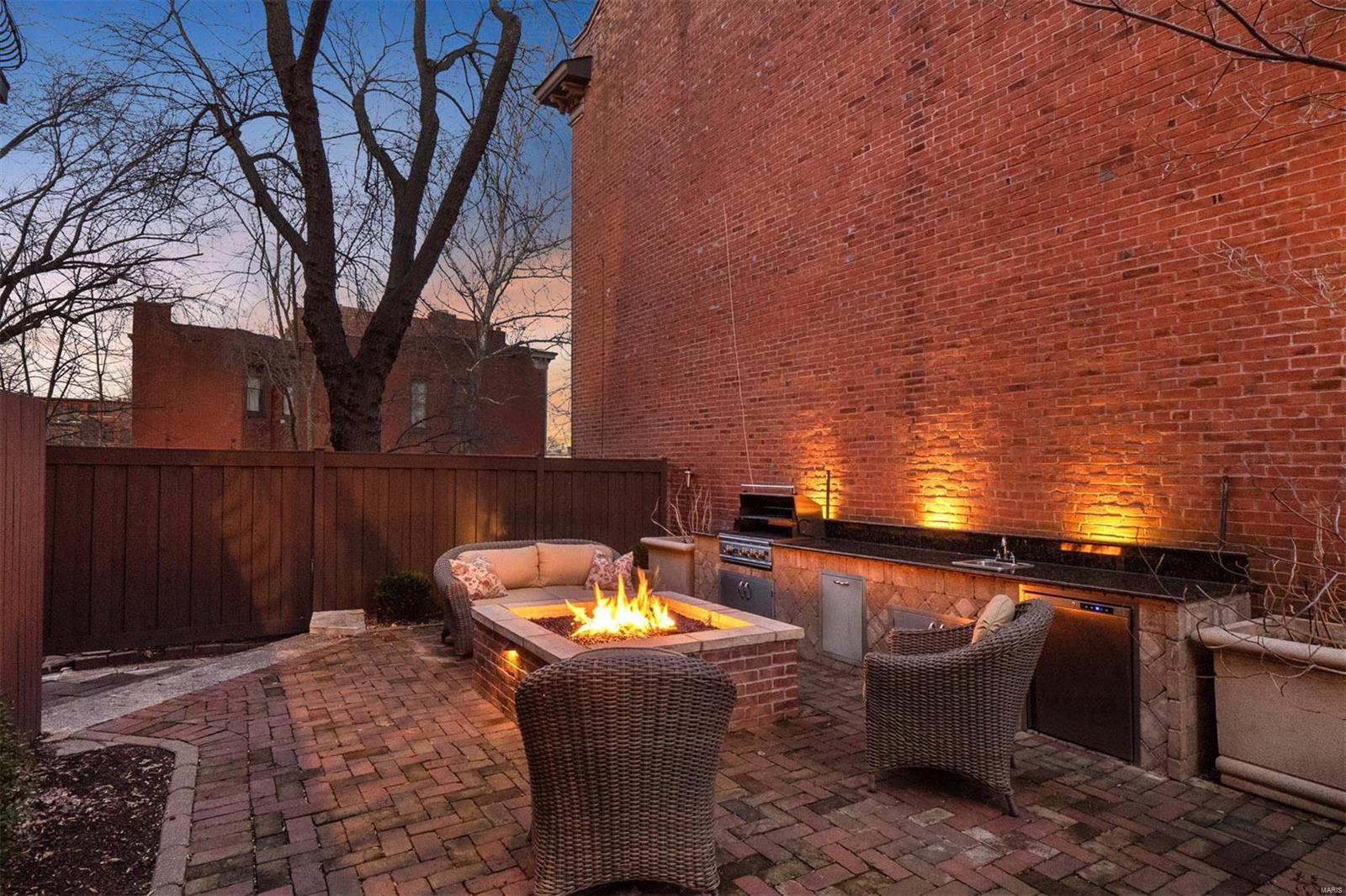 2008 Rutger Street St. Louis, MO 63104 - Photo 70 of 72