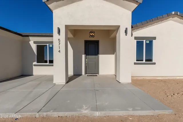 $424,500 | 5714 North 381st Drive, Tonopah, AZ 85354