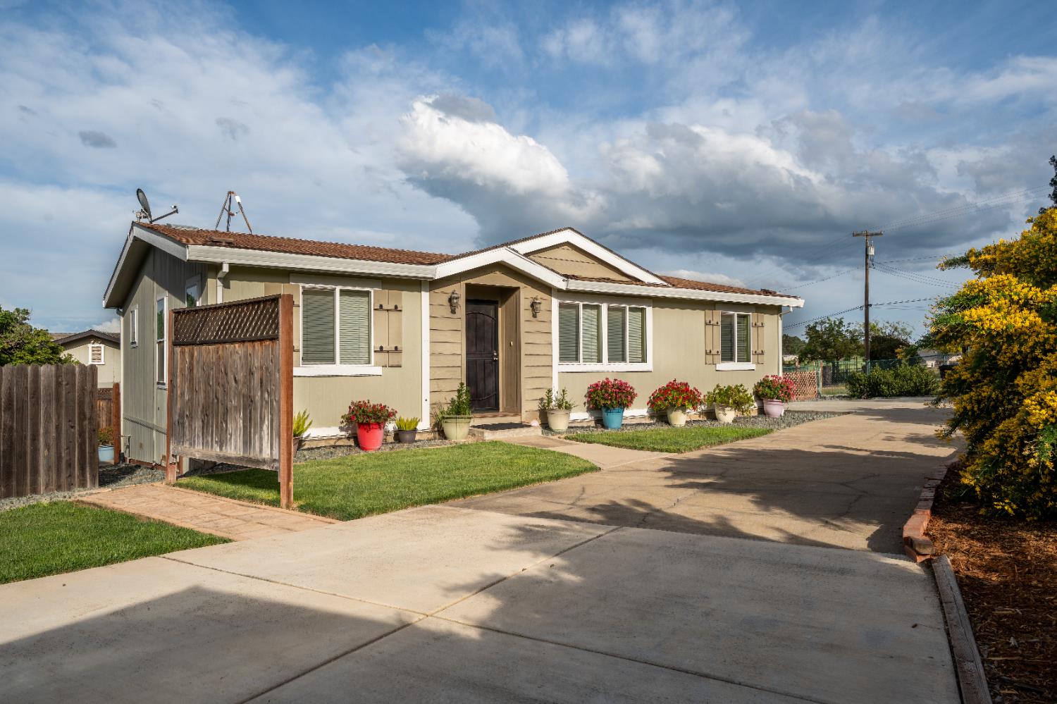 12105 Rising Road Wilton, CA 95693 - Photo 44 of 63