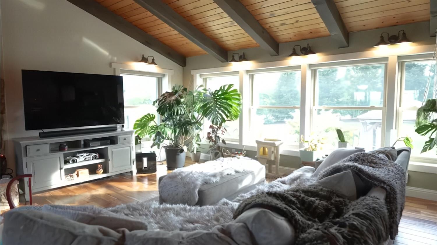 12105 Rising Road Wilton, CA 95693 - Photo 9 of 63