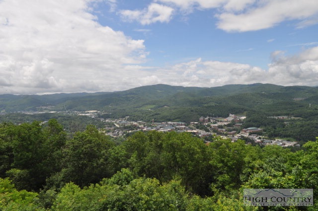 398 Howards Knob Road Boone, NC 28607 - Photo 13 of 45 Gallery Image 13