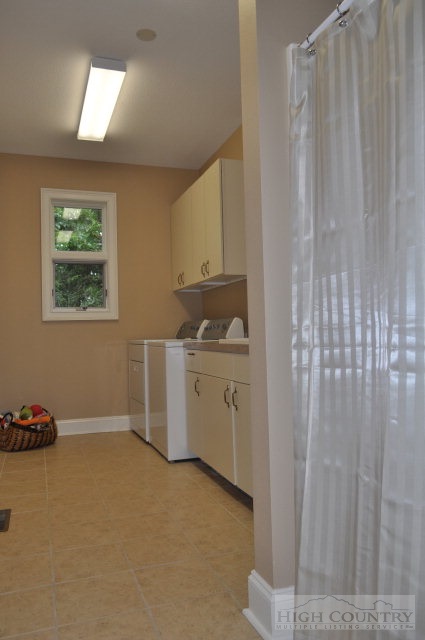 398 Howards Knob Road Boone, NC 28607 - Photo 36 of 45 Gallery Image 36