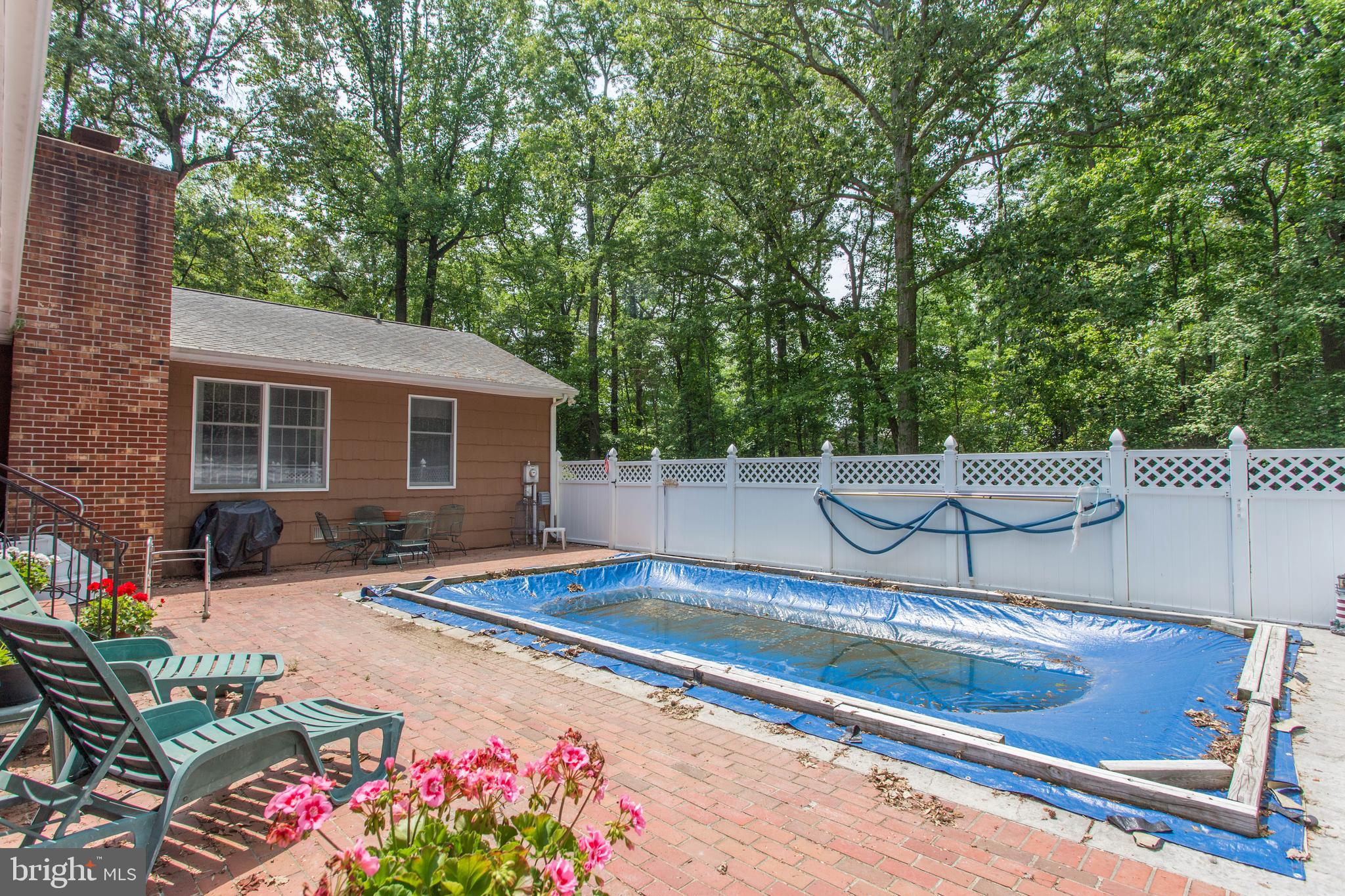 22167 Melson Road Georgetown, DE 19947 - Photo 11 of 38 a house view with a sitting space