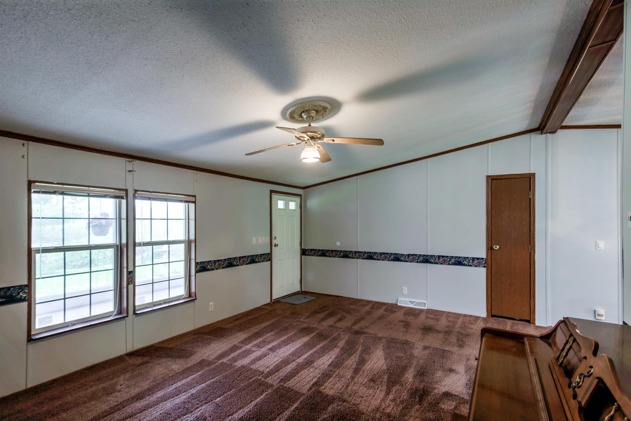 1233 West Eble Road Boonville, IN 47601 - Photo 5 of 35 Gallery Image 5