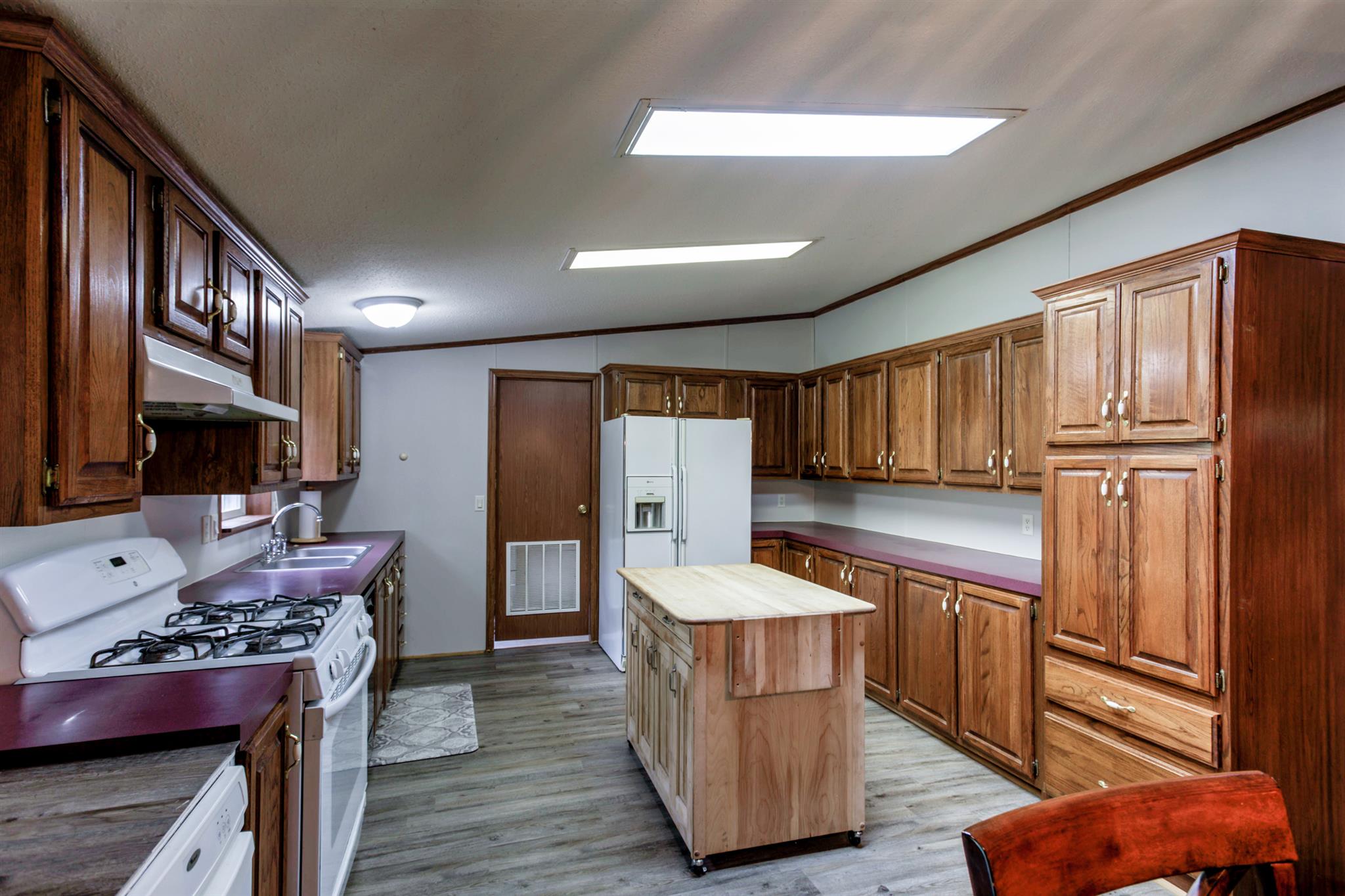 1233 West Eble Road Boonville, IN 47601 - Photo 10 of 35 Gallery Image 10
