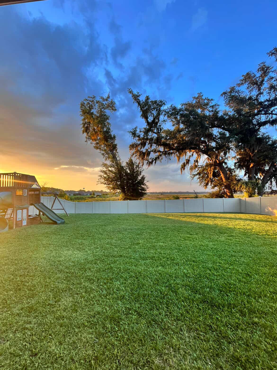 902 Foal Point Oviedo, FL 32765 - Photo 34 of 35 a view of yard with outdoor seating