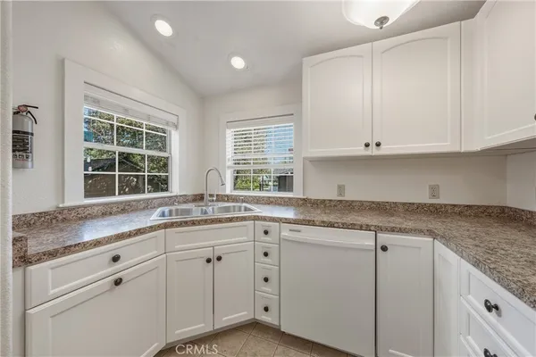 $579,000 | 150 Clear Lake Avenue, Lakeport, CA 95453