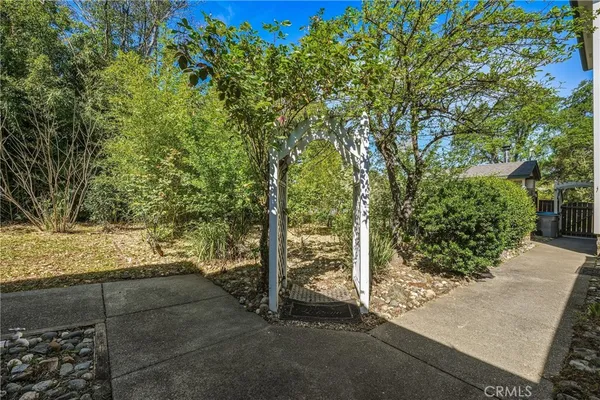 $579,000 | 150 Clear Lake Avenue, Lakeport, CA 95453
