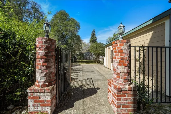 $579,000 | 150 Clear Lake Avenue, Lakeport, CA 95453