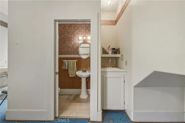 $579,000 | 150 Clear Lake Avenue, Lakeport, CA 95453