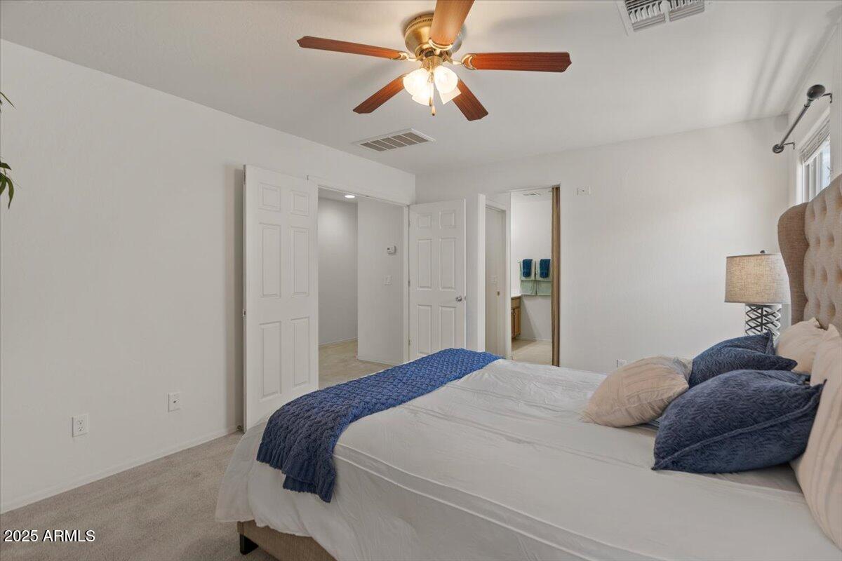 516 North Ranger Trail Gilbert, AZ 85234 - Photo 19 of 34 Primary bedroom