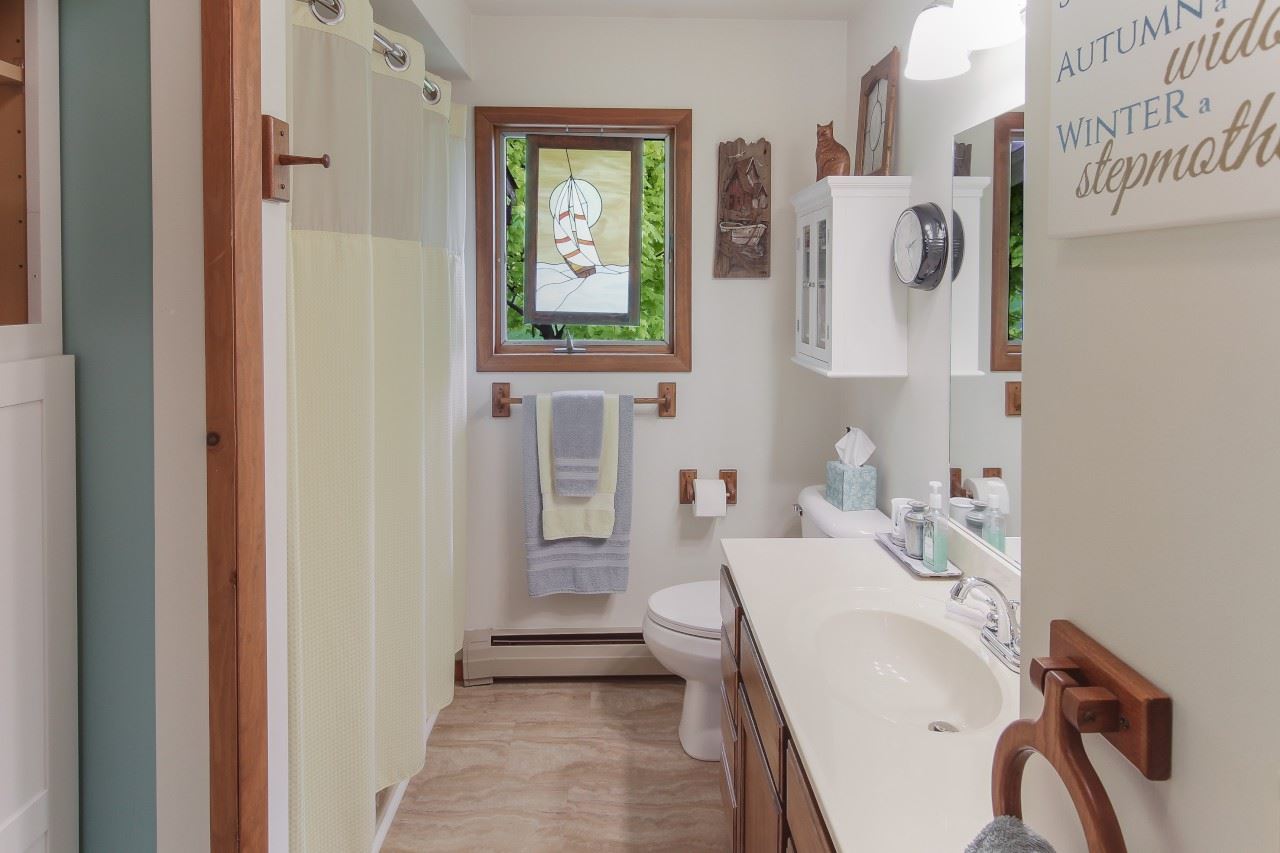 4149 Wyatt Road Traverse City, MI 49684 - Photo 19 of 25 1861956-18.JPG