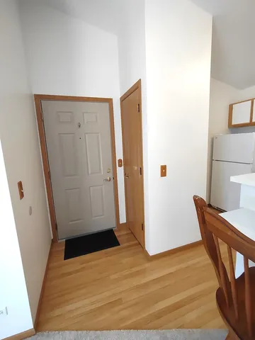 $1,075 | 430 Cunat Boulevard, Unit 3G, Richmond, IL 60071