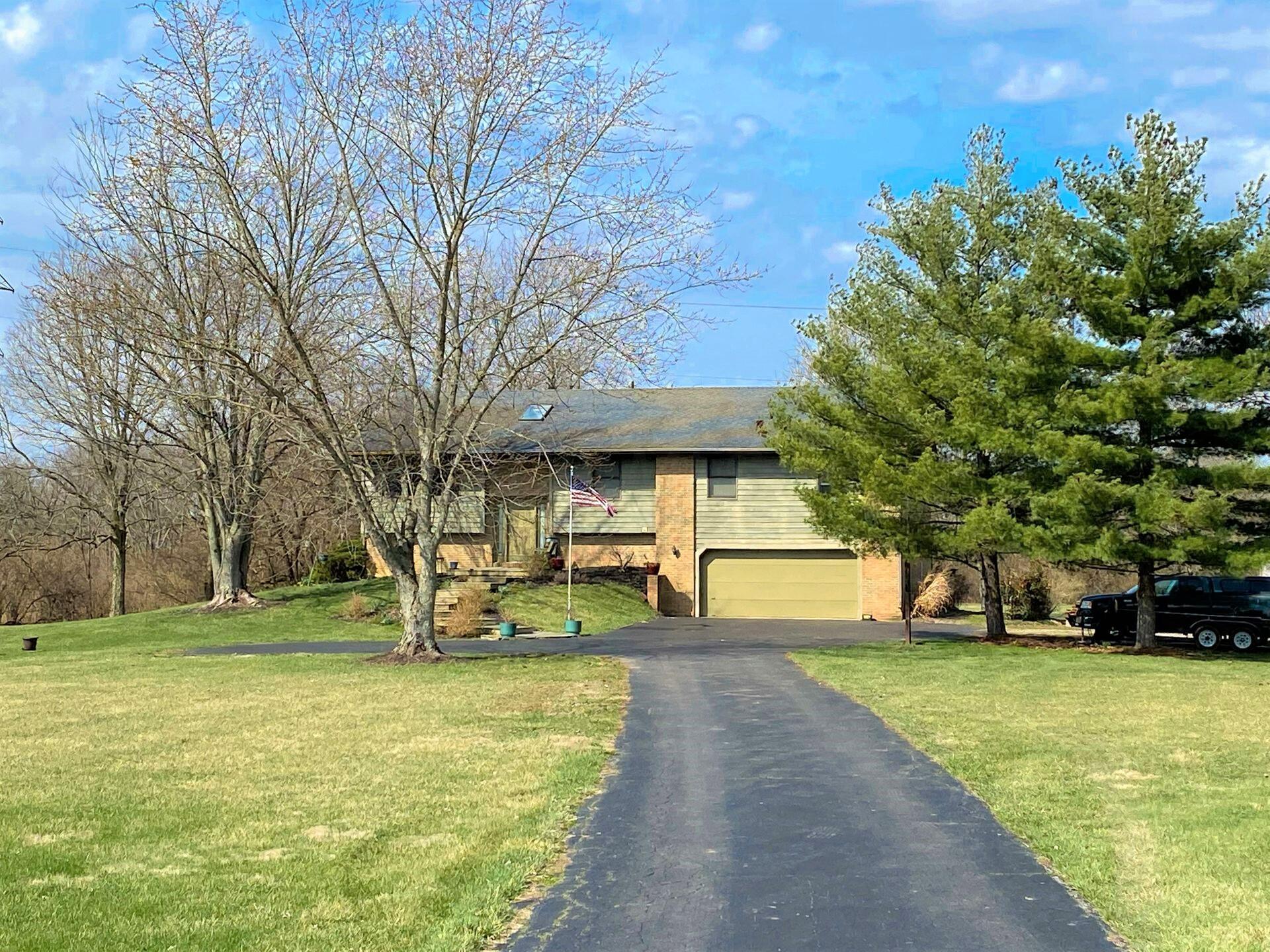 777 Alton Road Galloway, OH 43119 - Photo 1 of 51 001_-a48c-8f9fdab75e18_image0
