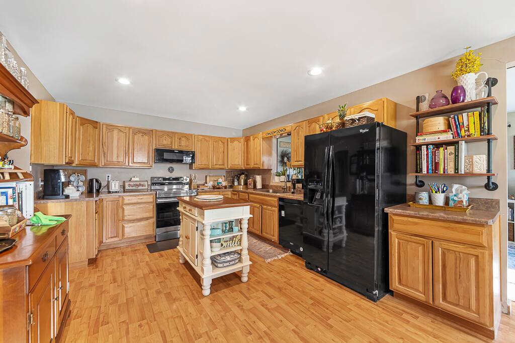 18217 Hopewell Road Mount Vernon, OH 43050 - Photo 16 of 41 18217 Hopewell Rd, Mt Vernon-6 (1)