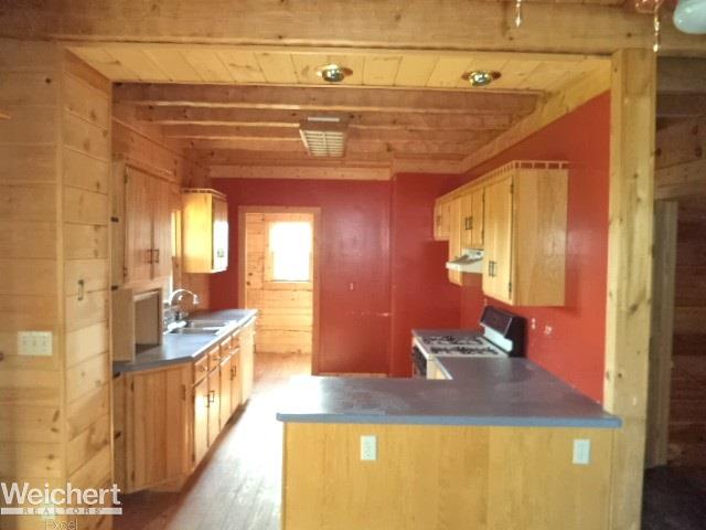 8098 Rattle Run Road Columbus, MI 48063 - Photo 8 of 20 31294533-7.JPG