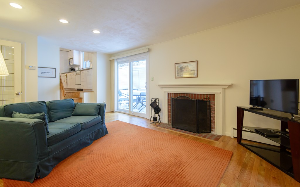 143 Ridge Street Arlington, MA 02474 - Photo 13 of 28