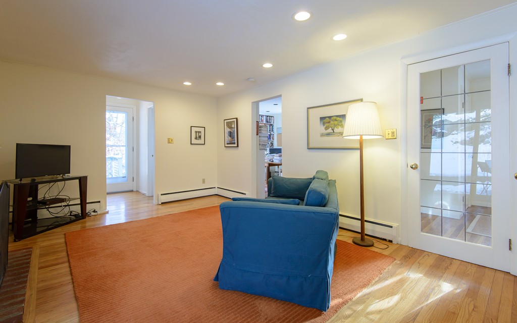 143 Ridge Street Arlington, MA 02474 - Photo 14 of 28