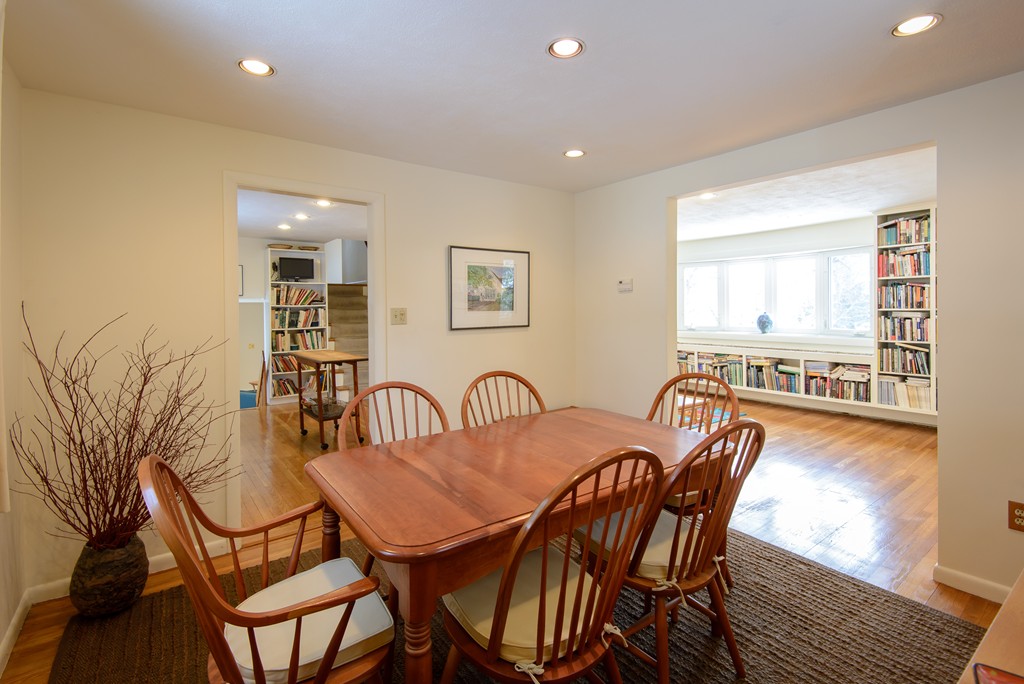 143 Ridge Street Arlington, MA 02474 - Photo 9 of 28