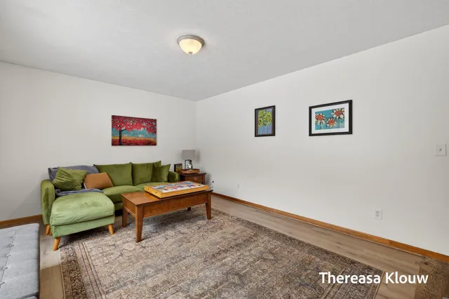 $399,900 | 15158 Briarwood Street, Grand Haven, MI 49417